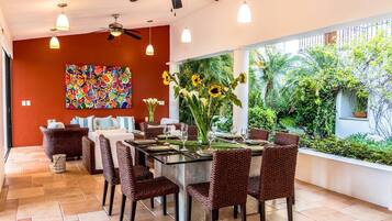 Villa, Multiple Beds (2048 - Villa Rebeca) | Dining