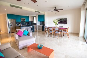 Leilighet, flere senger (2055 - Cosmo 8A2) | Oppholdsrom