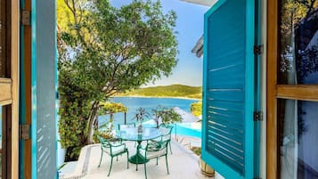 Villa, Multiple Beds (2079 - Villa Roxana) | Balcony