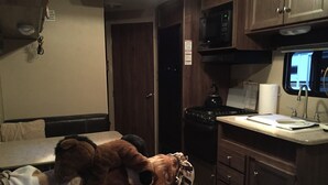 Unclassified image, 2 of 11, button - Territorial B&B&Barn (Junction City)