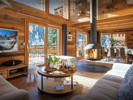 TV, fireplace, DVD player, stereo. Chalet Sabaroc - modern ski base for 10, hot tub & views - OVO Network
