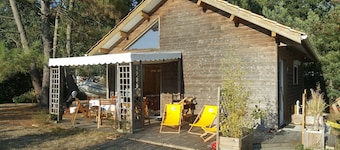 Chalet 1 to 5 persons garden and terrace with pergola in residential park