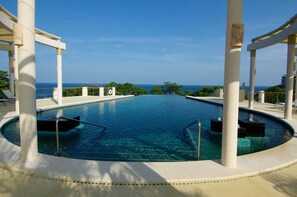 Condo, Multiple Beds (2017 - Cosmo 1B1) | Pool | Outdoor pool - Cosmo 1B1 (Santa María Huatulco)