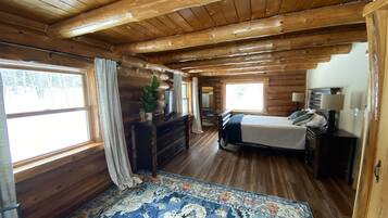 2 Schlafzimmer, Schreibtisch, BĂŒgeleisen/BĂŒgelbrett, kostenloses WLAN