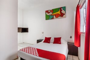 Standard Room, 1 Double Bed | Free WiFi, bed sheets - Hotel Posada Santiago Manzanillo (Manzanillo)