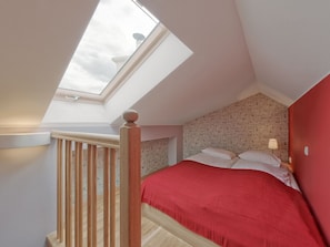 1 chambre, fer et planche Ă repasser, Wi-Fi, draps fournis