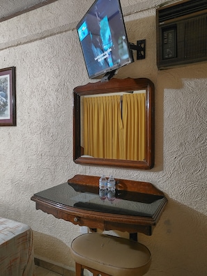 Standard Double Room | Desk, laptop workspace, iron/ironing board, free WiFi