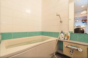 Bathroom - Gato West 602 (Osaka)
