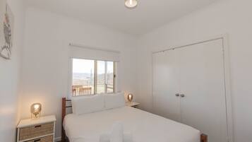 5 chambres, Wi-Fi gratuit, draps fournis