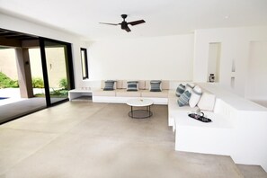 Living room - Casa Medina (Santa María Huatulco)