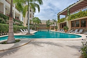 Condo, Plusieurs lits (1065 - Mar A Villa) | Piscine | Piscine extérieure