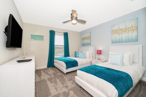 4 bedrooms, iron/ironing board, free WiFi, bed sheets