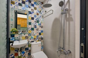 City Studio | Bathroom