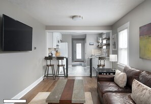 スマートテレビ、ステレオ