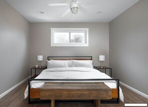 3 Schlafzimmer, Zimmersafe, Bügeleisen/Bügelbrett, Reisekinderbett