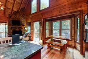 TV, fireplace, DVD player, foosball - Beautiful Blue Ridge escape w/ a game room, private hot tub, & furnished decks (Blue Ridge)