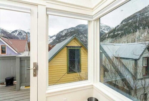 Uusi! Uusittu mukavuusaskel rinteiltä ja festivaalin hauskaa