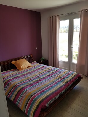 4 dormitorios, escritorio, cuna de viaje y wifi gratis