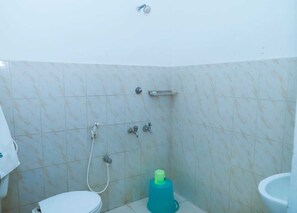 Buồng tắm vòi sen, vòi sen phun mưa, đồ dùng nhà tắm miễn phí 