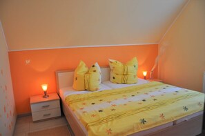 3 soverom, reiseseng for barn og wi-fi