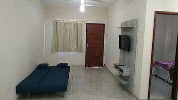 2 quartos, ferros/tábuas de passar roupa, Wi-Fi de cortesia