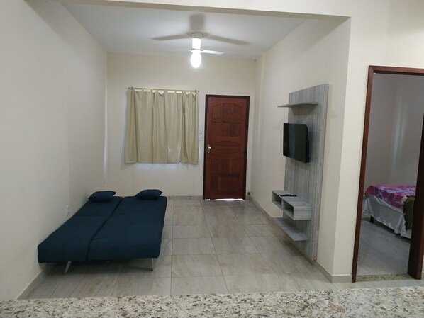 2 bedrooms, iron/ironing board, free WiFi, bed sheets - Home in Unamar (Cabo Frio)