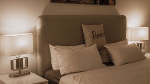 Decoración individual, mobiliario individual, escritorio