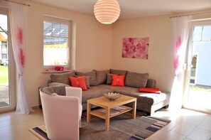 Unclassified image, 3 of 12, button