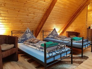 1 bedroom, bed sheets - Vacation apartment Kamila 2 - Ferienwohnung-Kamila TH-Montageservice (Boxberg/Oberlausitz)
