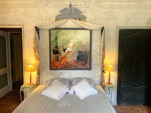 Chambre Double Majestueuse | Draps en coton égyptien, literie de qualité supérieure
