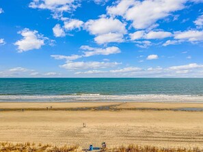 Beach nearby - Caravelle Tower 626 (Myrtle Beach)