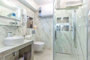 Bathroom - Luxury 4 star apartment by the sea (Brodarica)