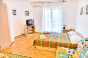 1 bedroom, Internet