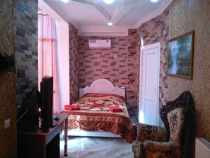 Hypo-allergenic bedding, down duvets, individually decorated