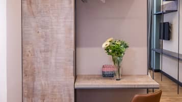 In-room safe, desk, soundproofing, free WiFi