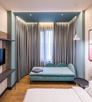 In-room safe, desk, soundproofing, free WiFi - Allure Boutique Hotel (Tirana)