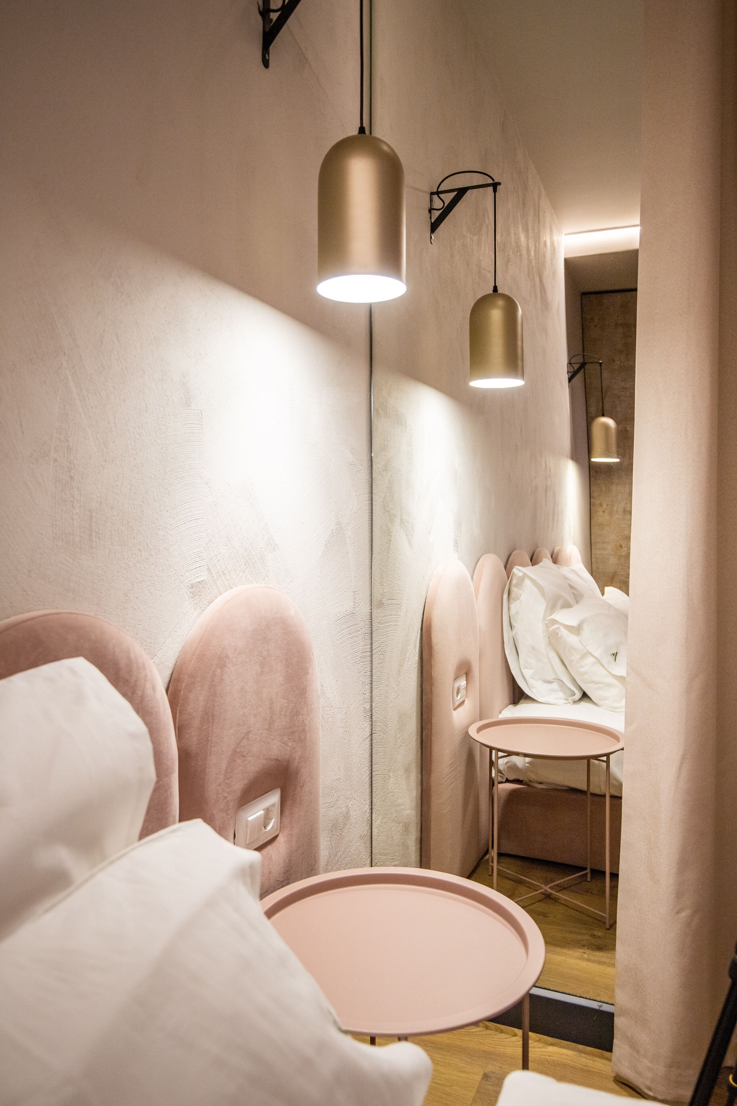 deluxe double room | 1 bedroom, in-room safe, desk, soundproofing