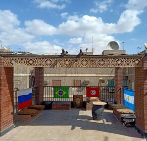 Exterior - Castle Hotel - Hostel (Cairo)