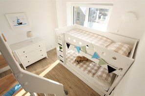 4 Schlafzimmer, Bügeleisen/Bügelbrett, Reisekinderbett, kostenloses WLAN