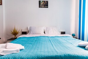 City Apartment | Free WiFi, bed sheets