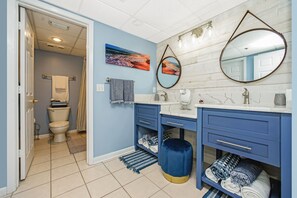 Towels - MOST BEAUTIFUL LONG BEACH CONDO! COMPLETE RENOVATION! (Panama City Beach)