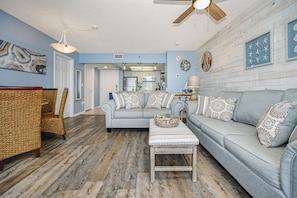 Flat-screen TV, DVD player - MOST BEAUTIFUL LONG BEACH CONDO! COMPLETE RENOVATION! (Panama City Beach)