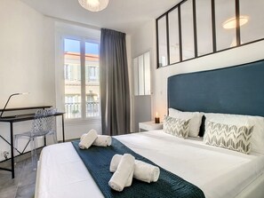 2 bedrooms, iron/ironing board