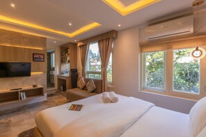 Premium Double Room | Premium bedding, memory foam beds, desk, laptop workspace - Flock Kathmandu (Kathmandu)