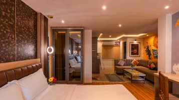 Executive Suite, 1 Bedroom | Premium bedding, memory foam beds, desk, laptop workspace