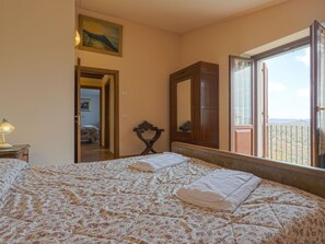 2 habitaciones, cuna de viaje y wifi gratis 