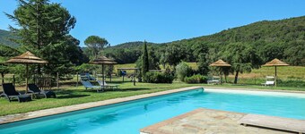 Lovely apartment in villa for 2 people with WIFI, pool, TV, patio, pets allowed and panoramic view