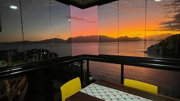 Family Apartment | Outdoor dining