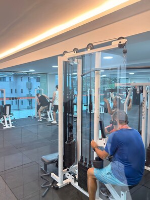 Apartment | Fitness facility - Apartamento Porto Real Pegasus (Mangaratiba)