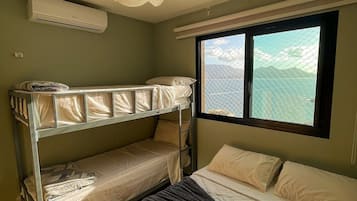 Apartamento | 2 quartos, Wi-Fi de cortesia, roupa de cama